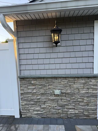 Stone Veneer That Adds Character to the Exterior